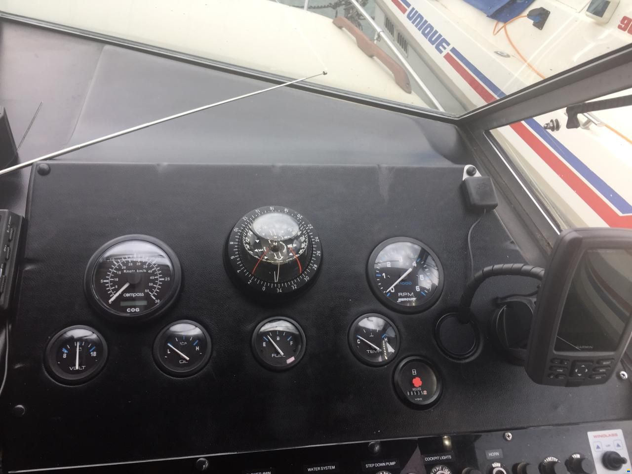 Sea Ray SRV 260 Sundancer