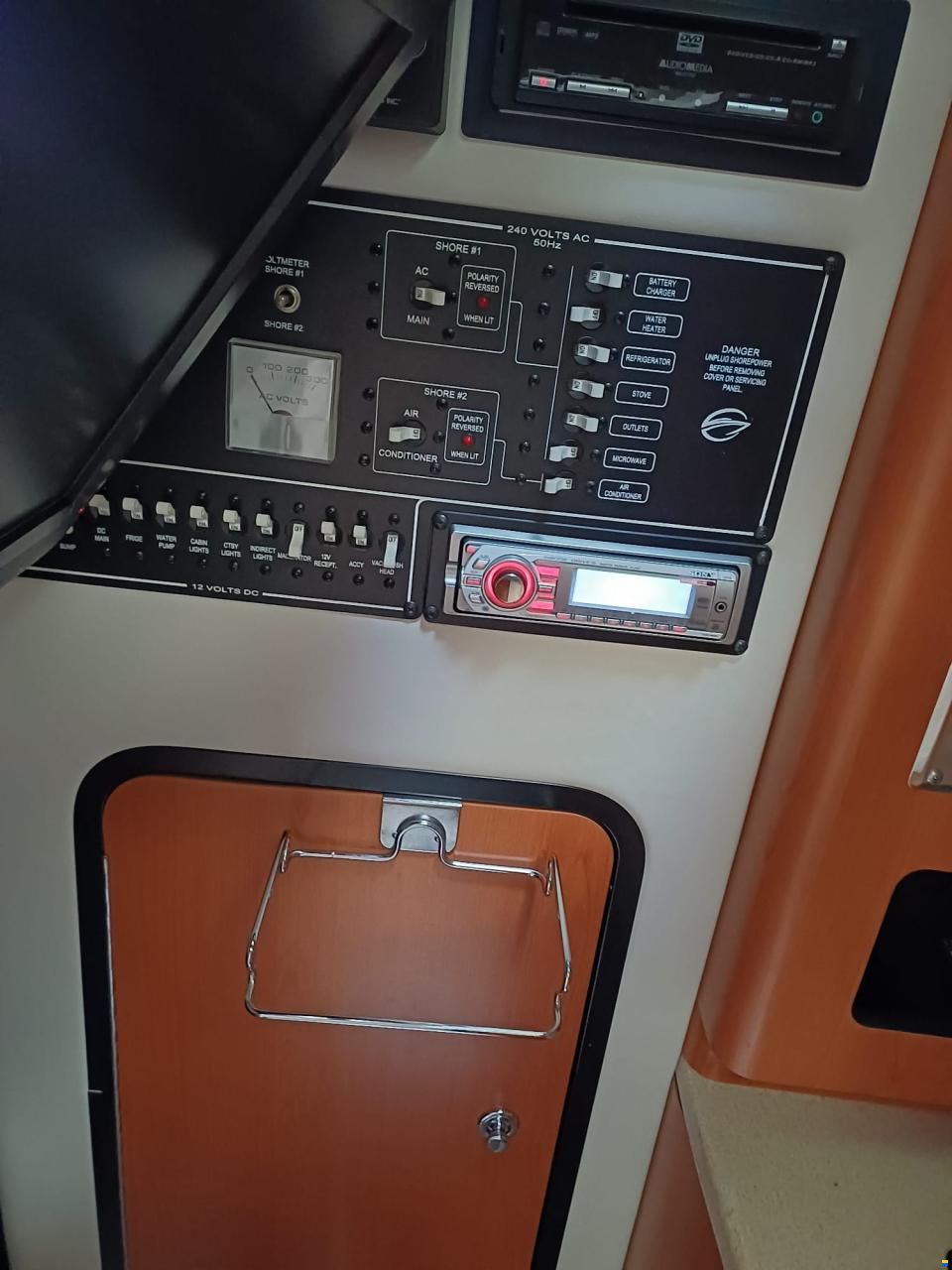 Crownline 250CR