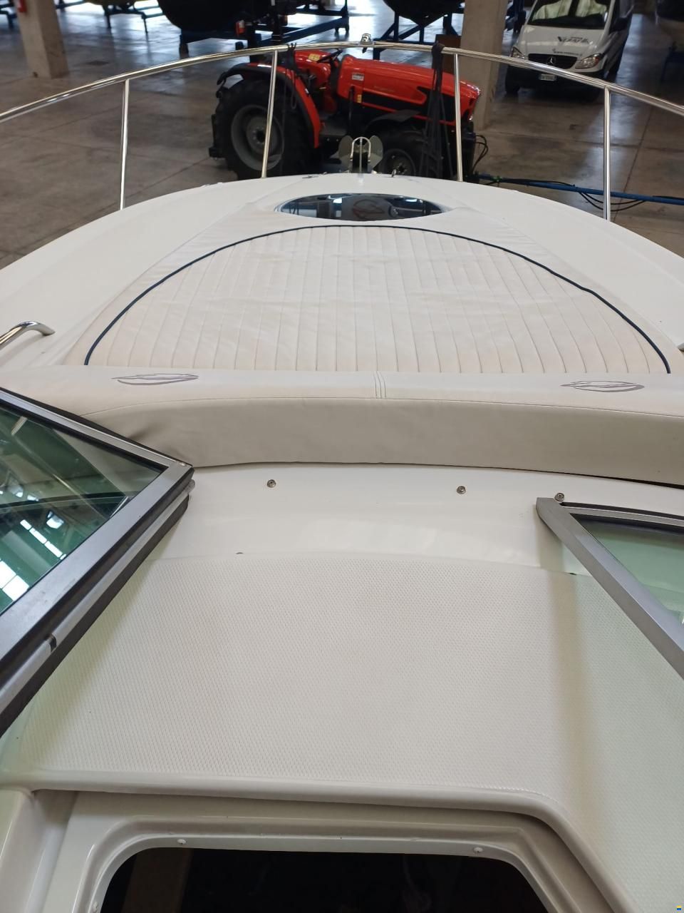Crownline 250CR