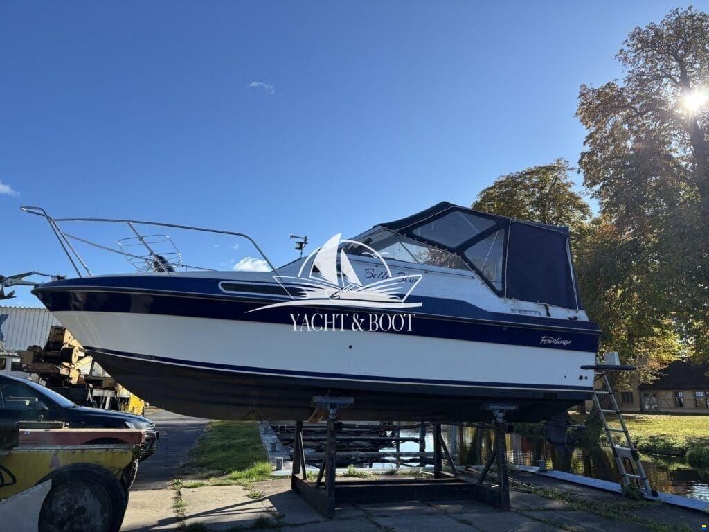 Fairline Carrera 24