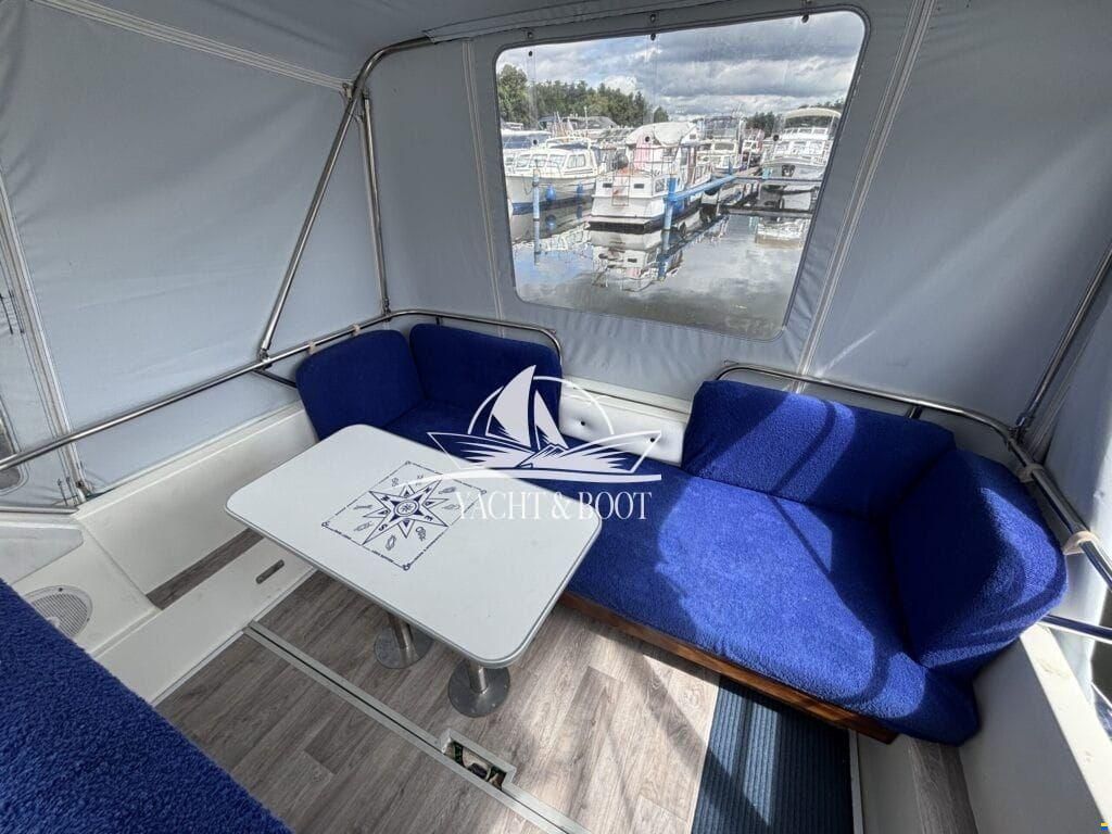 Fairline Carrera 24