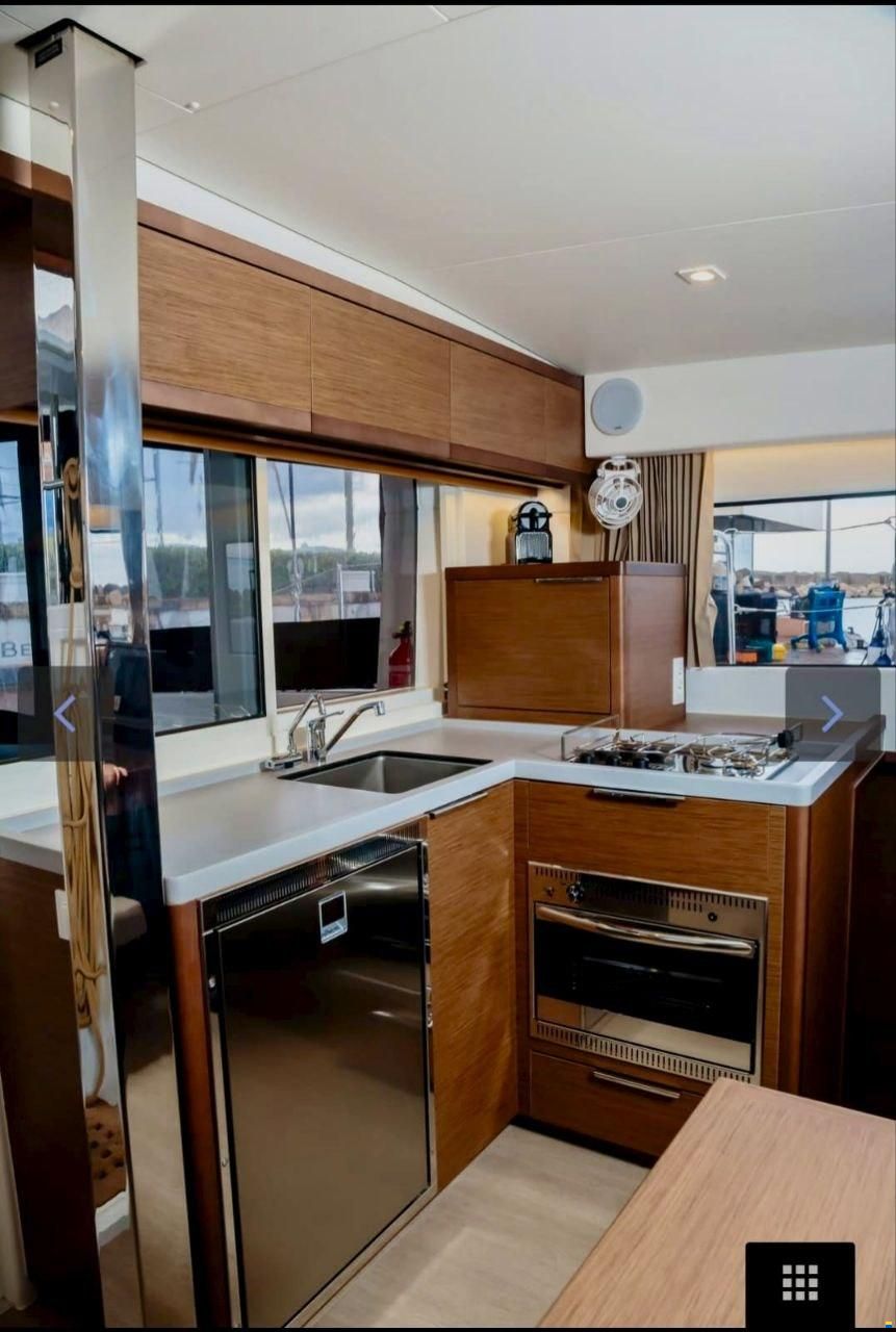 Lagoon 40