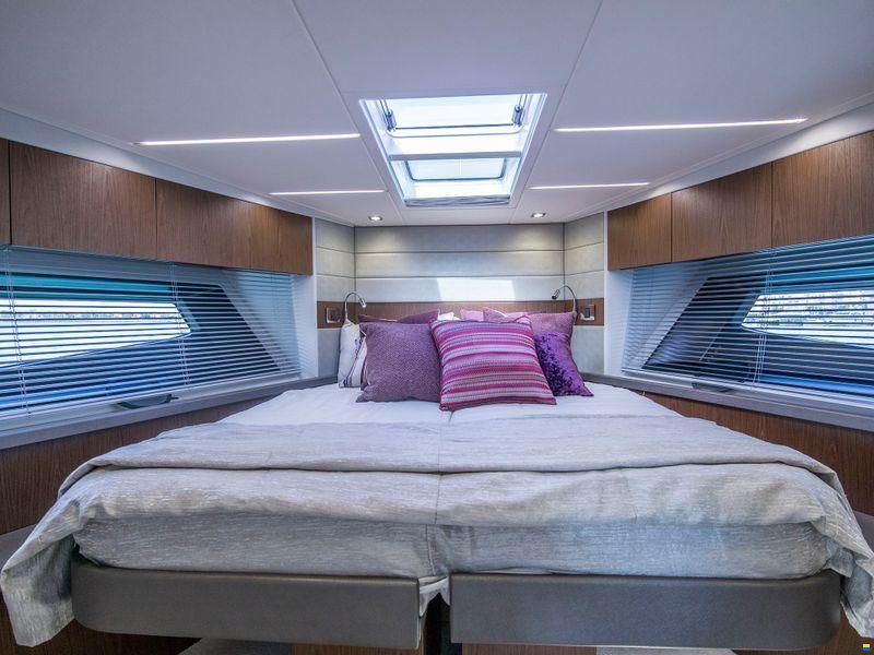 Sunseeker Predator 50