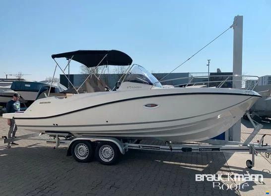 Quicksilver 675