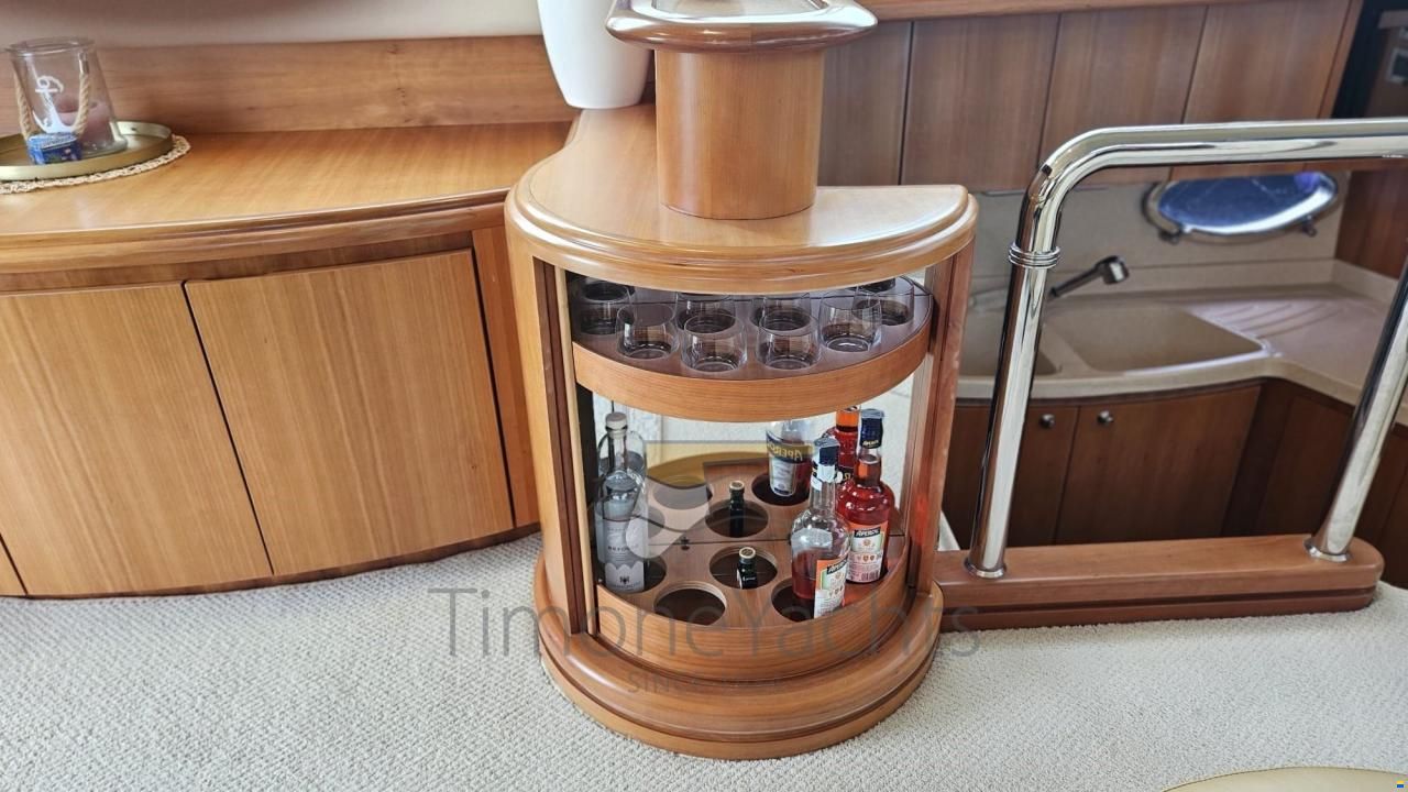 Azimut 46