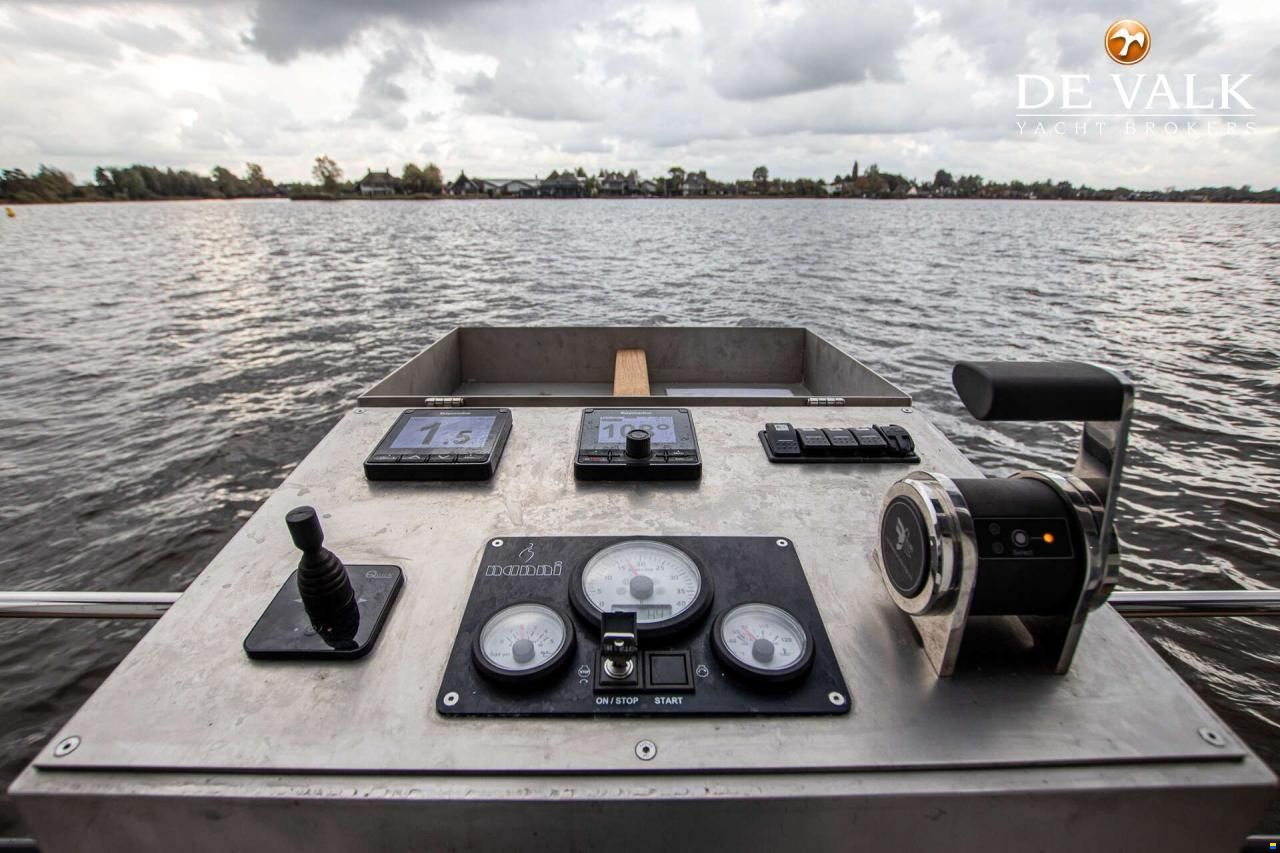 Houseboat Waterloft Luxemotor