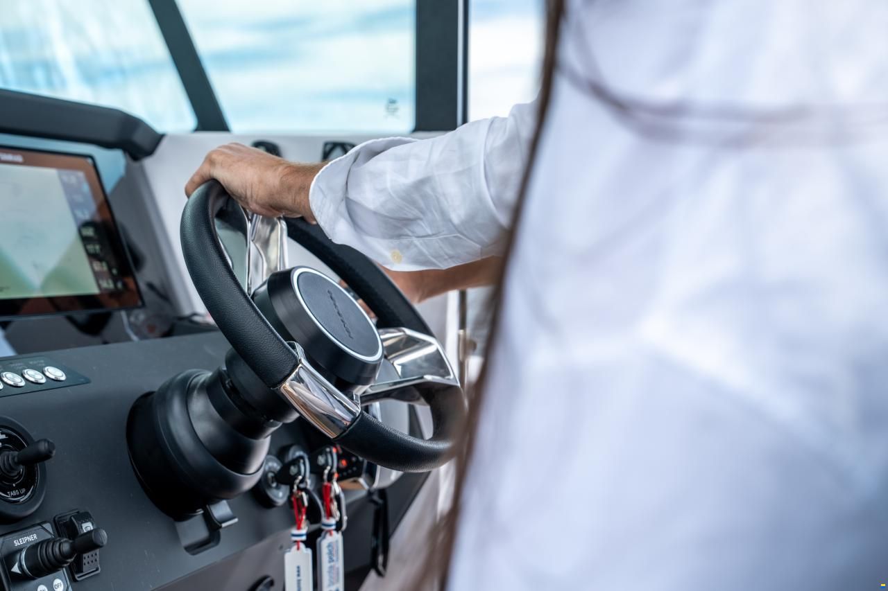 Axopar 29 XC Cross Cabin