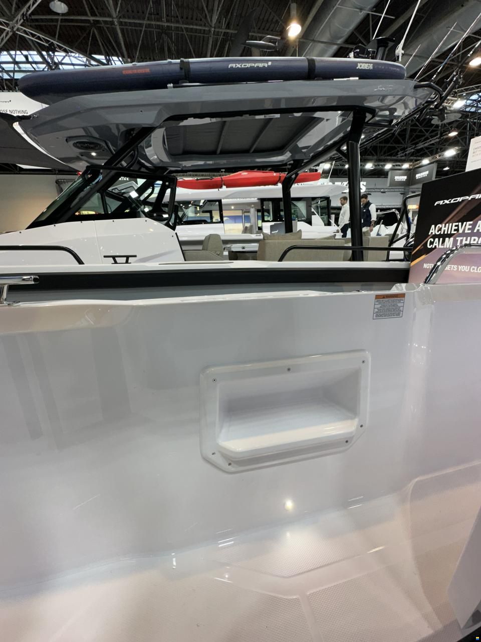 Axopar 29 XC Cross Cabin