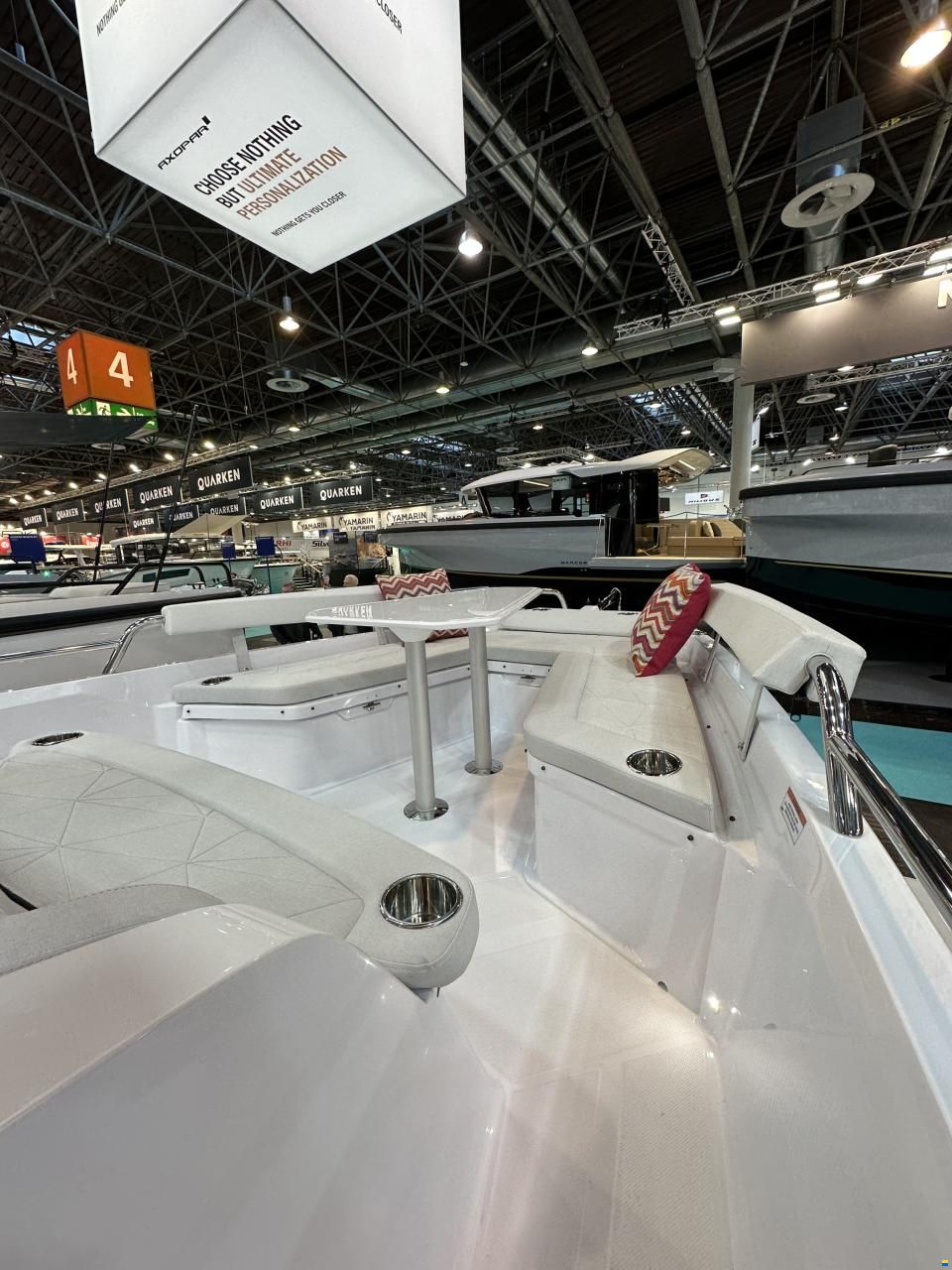 Axopar 29 XC Cross Cabin