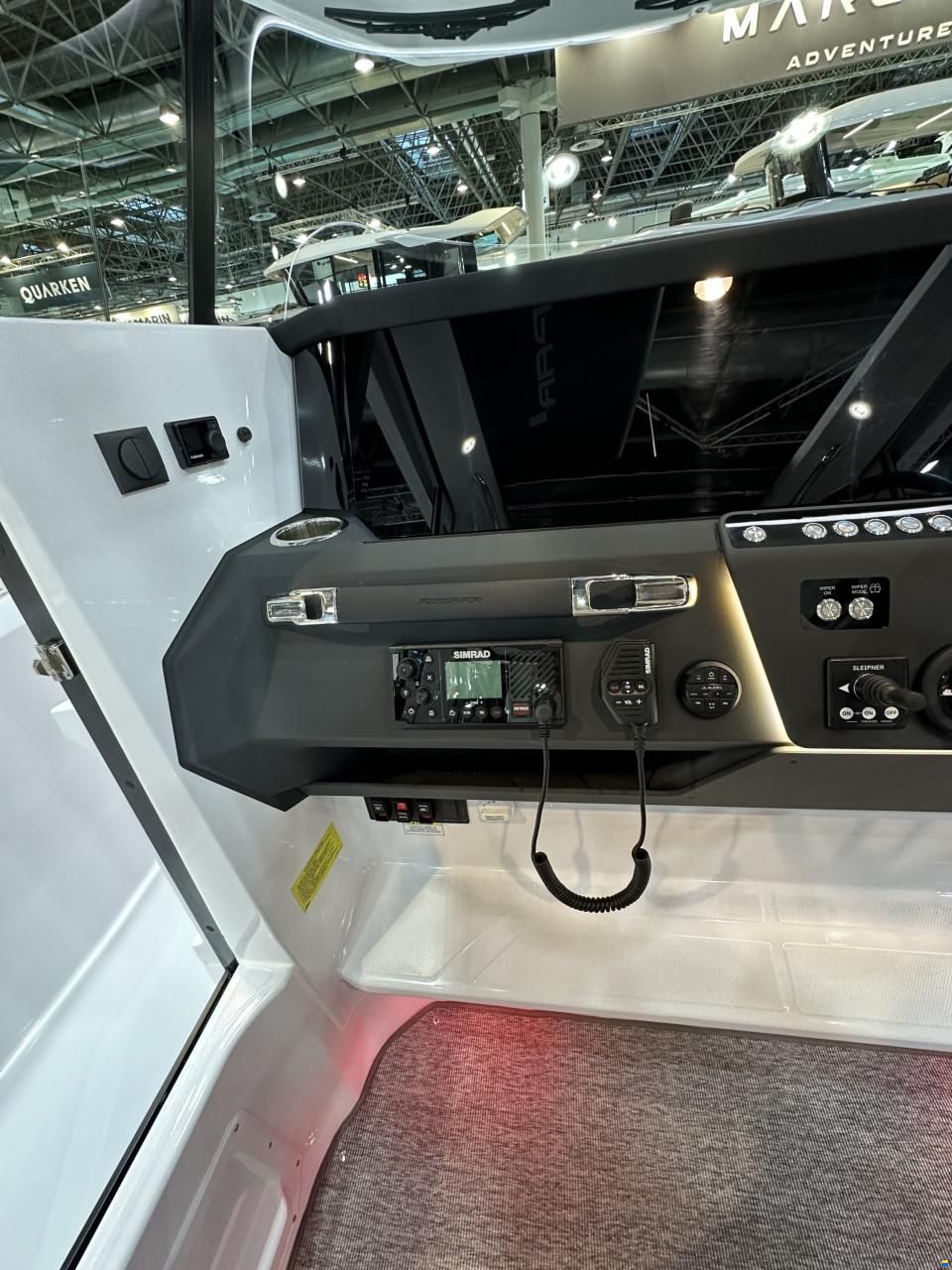 Axopar 29 XC Cross Cabin