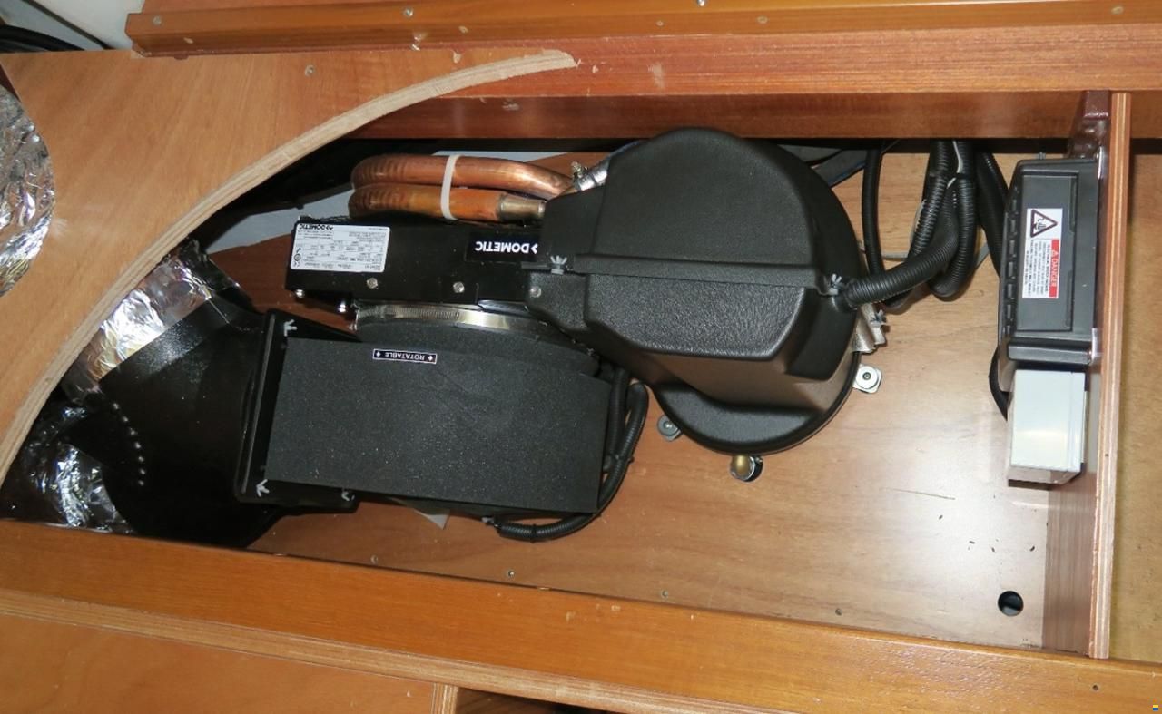 Hallberg-Rassy 55