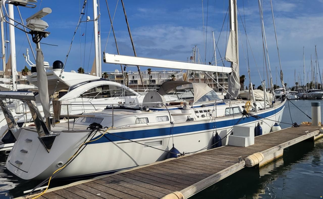 Hallberg-Rassy 55