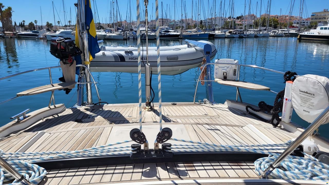 Hallberg-Rassy 55