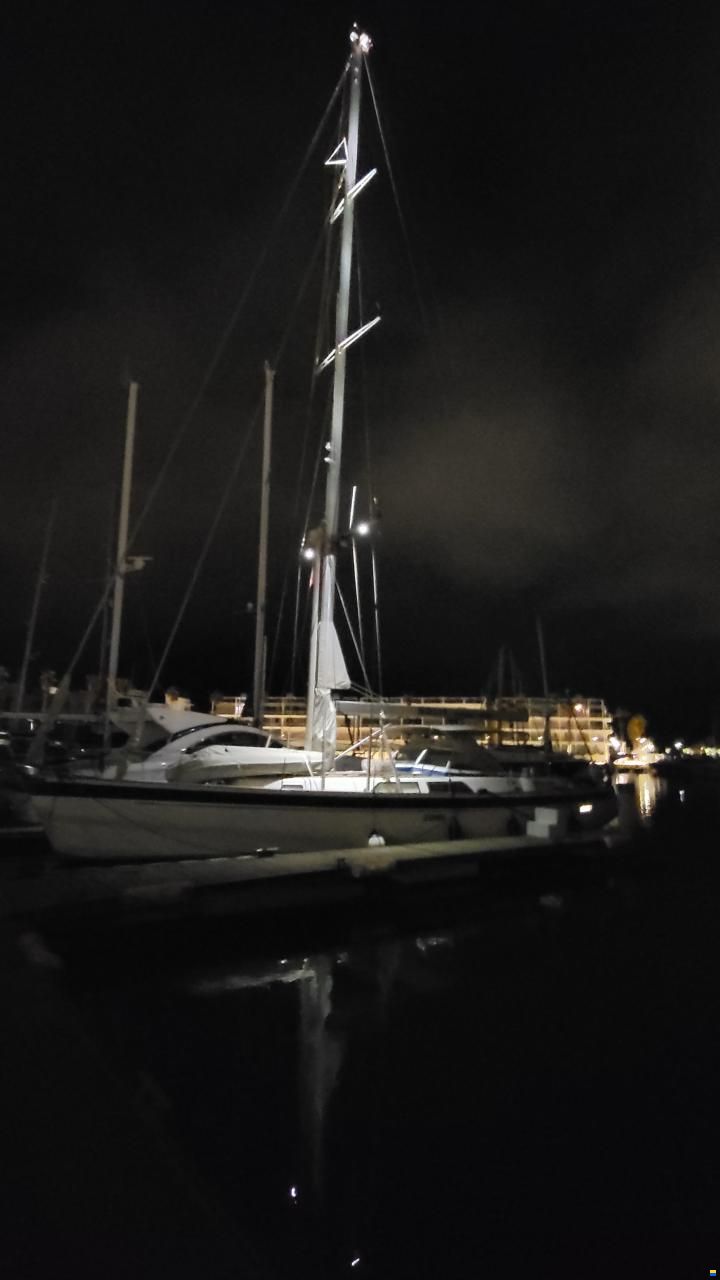 Hallberg-Rassy 55