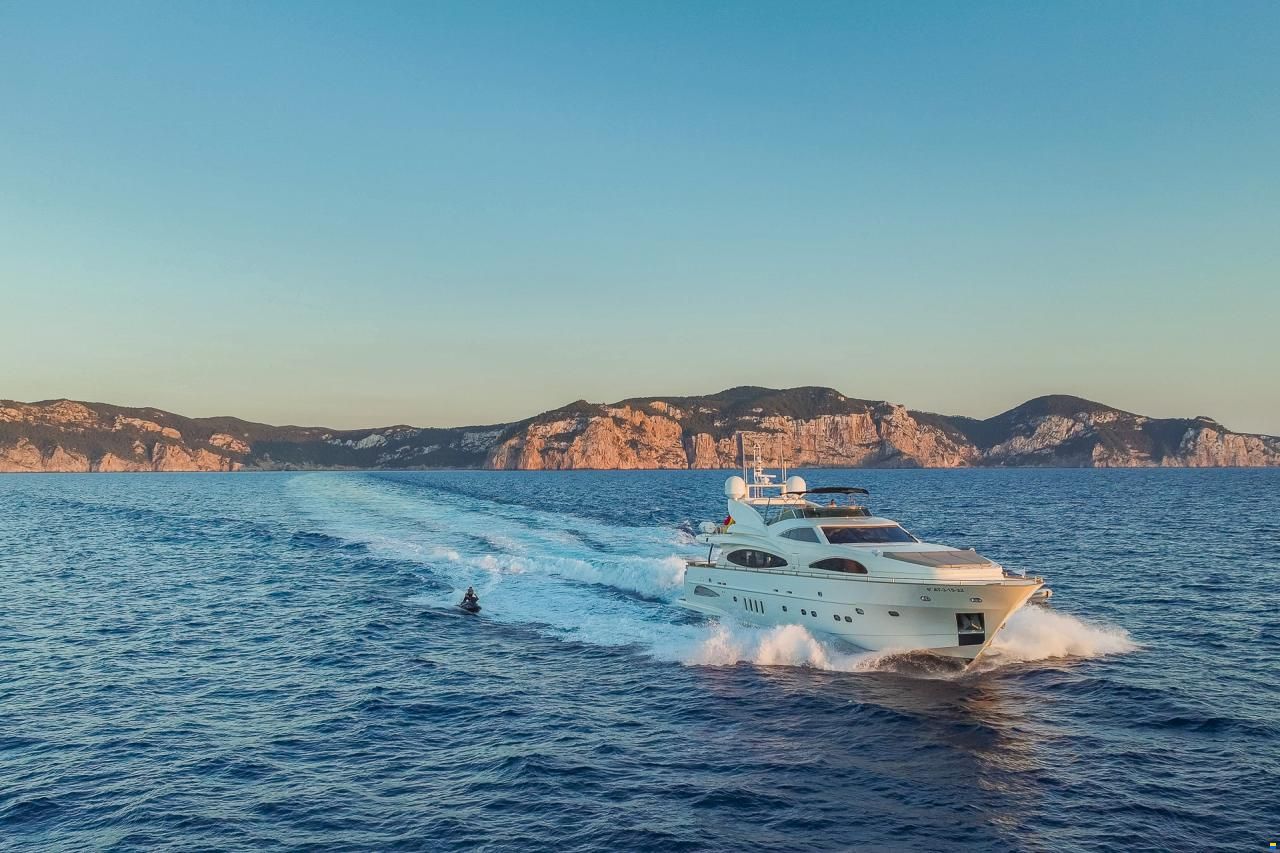 Astondoa 102 GLX
