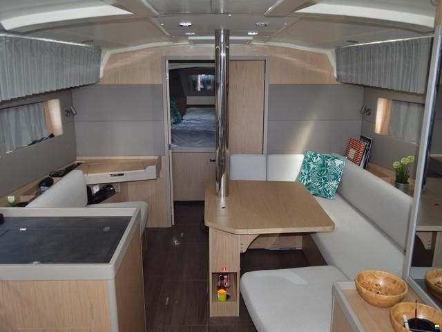 Beneteau Oceanis 41.1