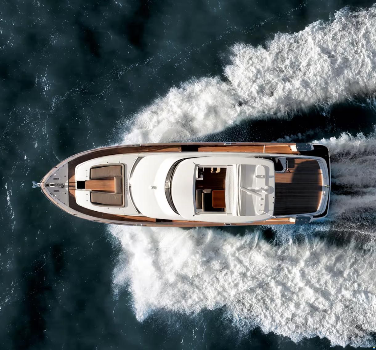 Azimut Magellano 66
