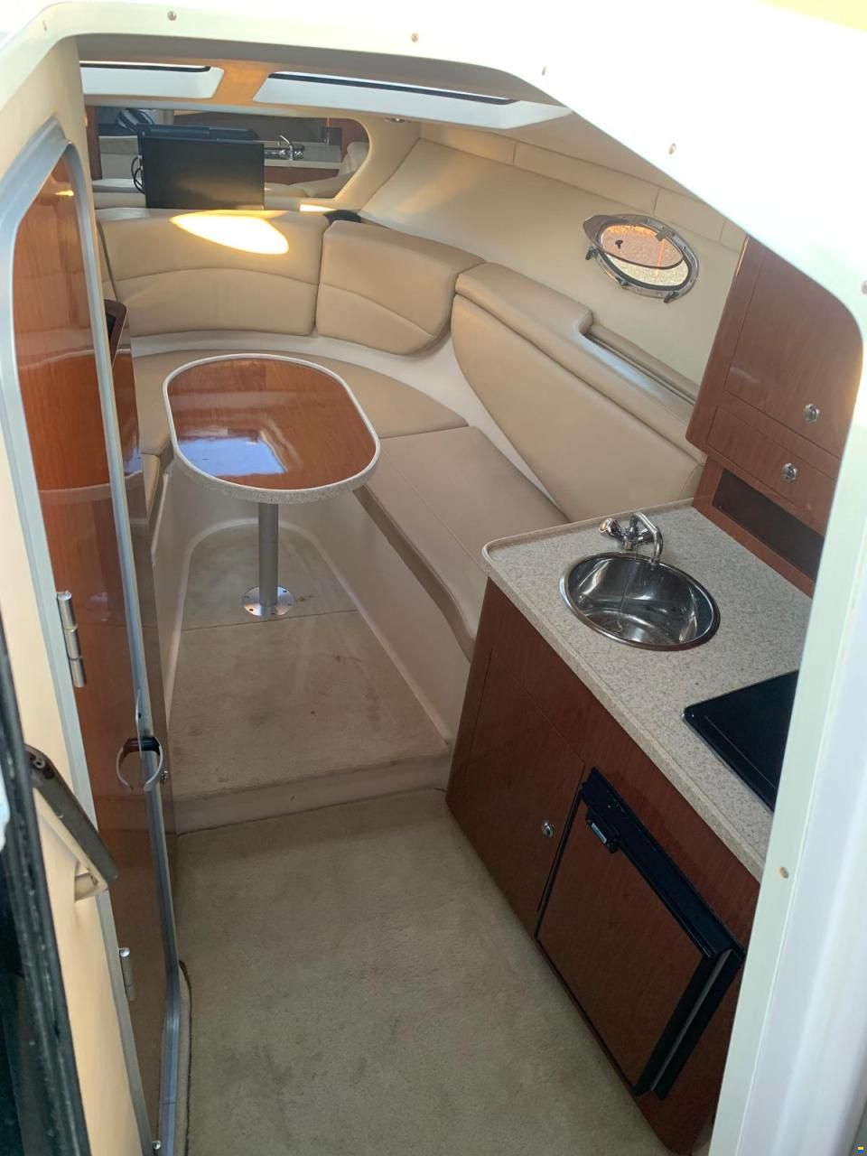 Regal 2860 Window Express