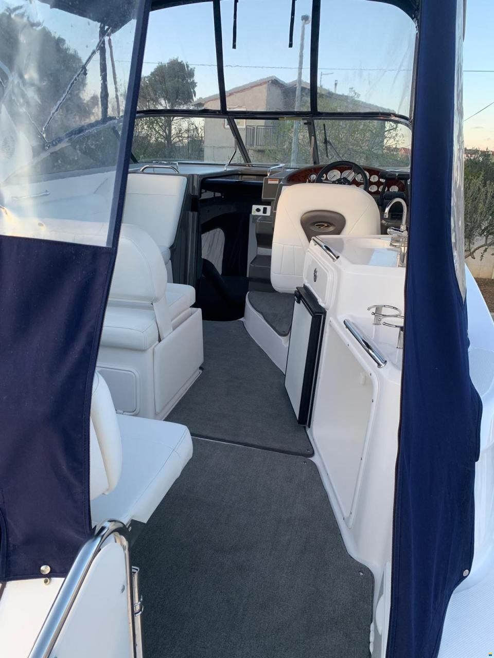 Regal 2860 Window Express