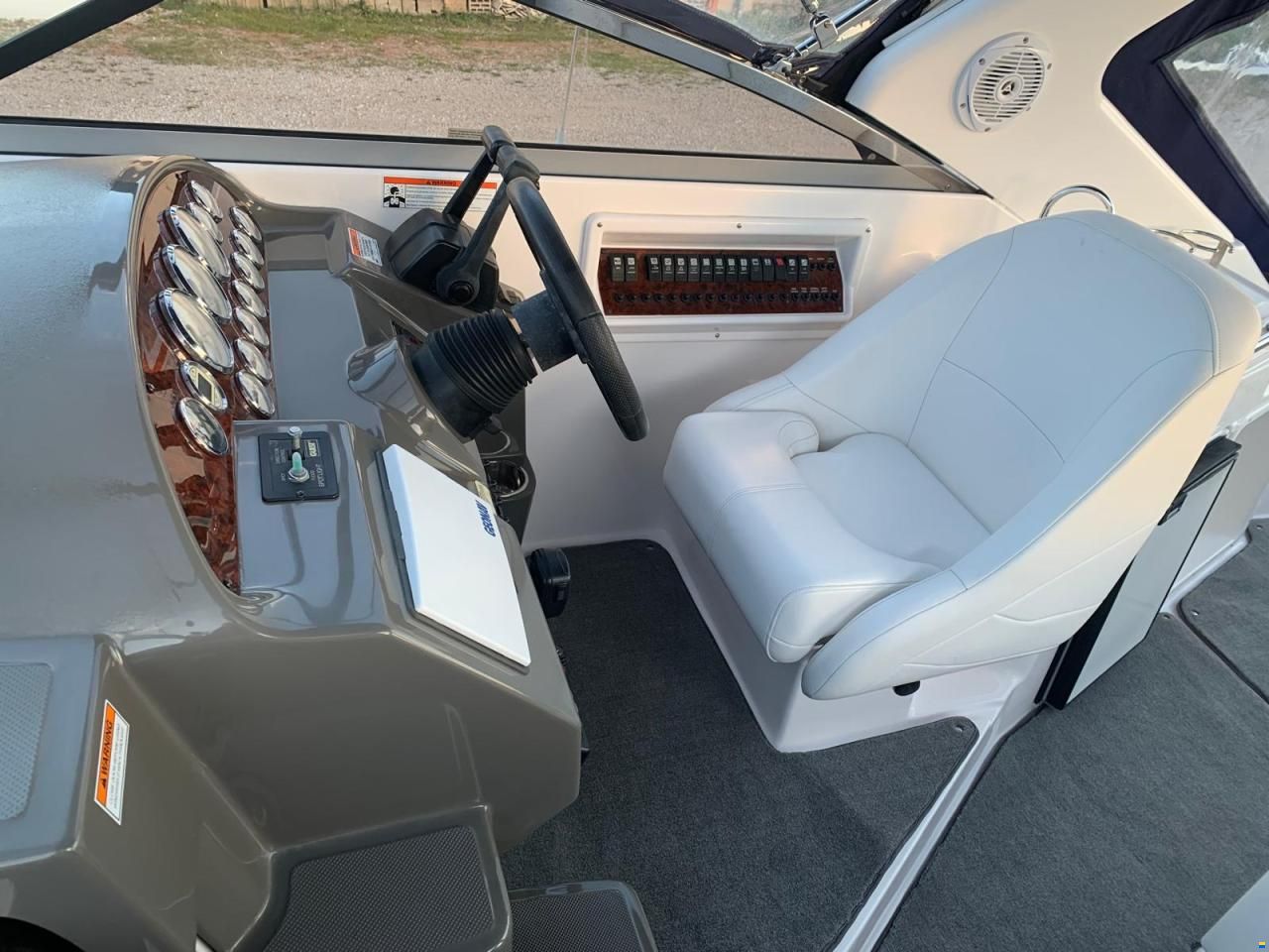 Regal 2860 Window Express