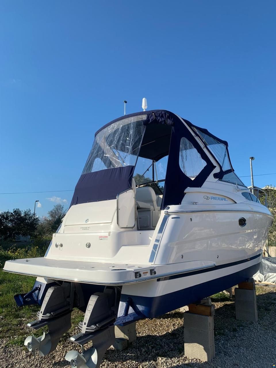 Regal 2860 Window Express