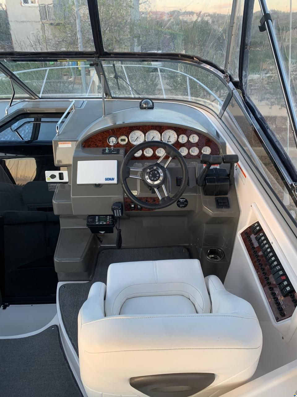 Regal 2860 Window Express