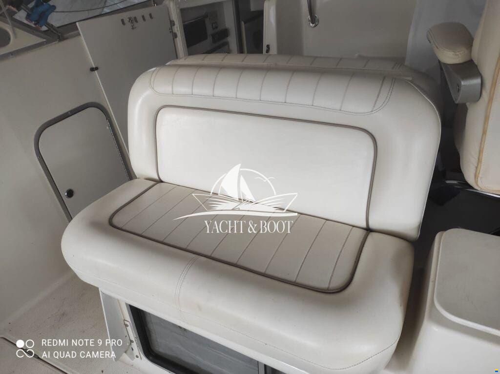 Maxum 2800 SCR