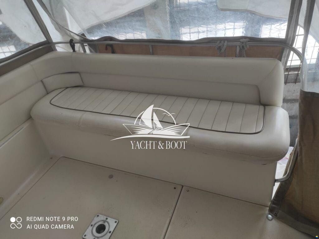 Maxum 2800 SCR