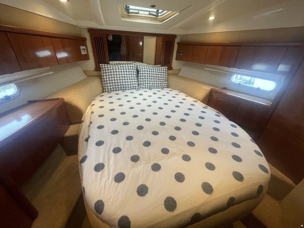 Sealine S38