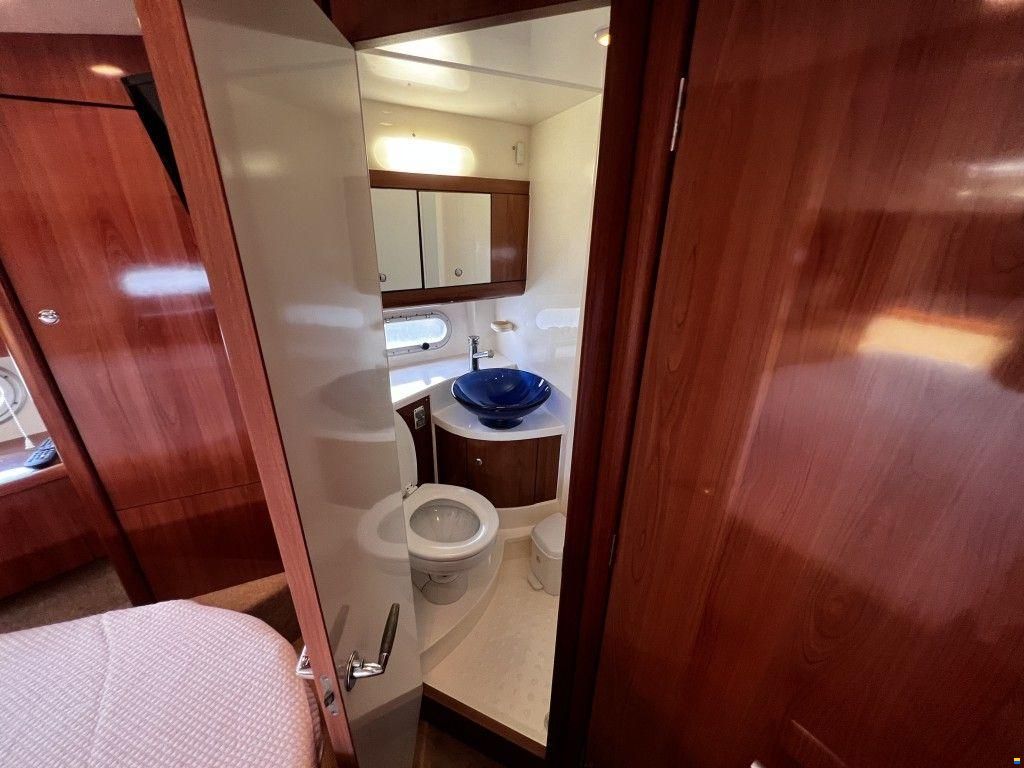 Sealine S38