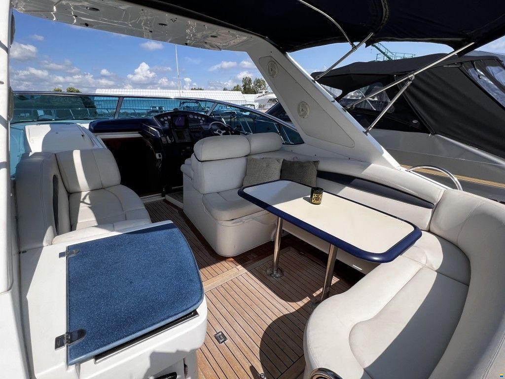 Sealine S38