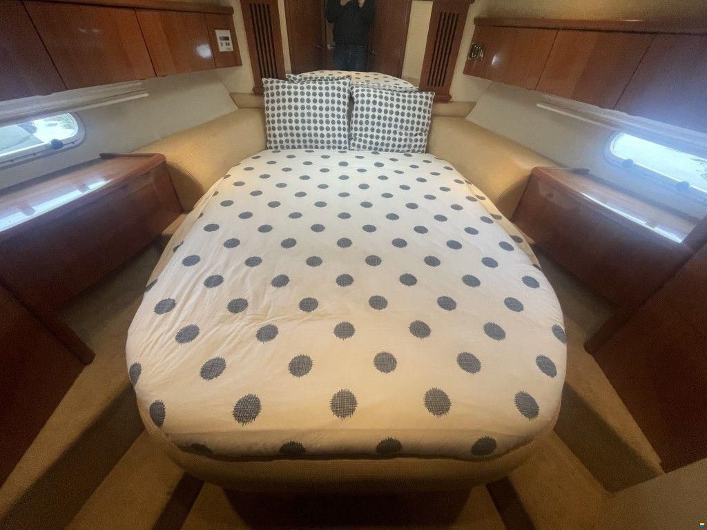 Sealine S38