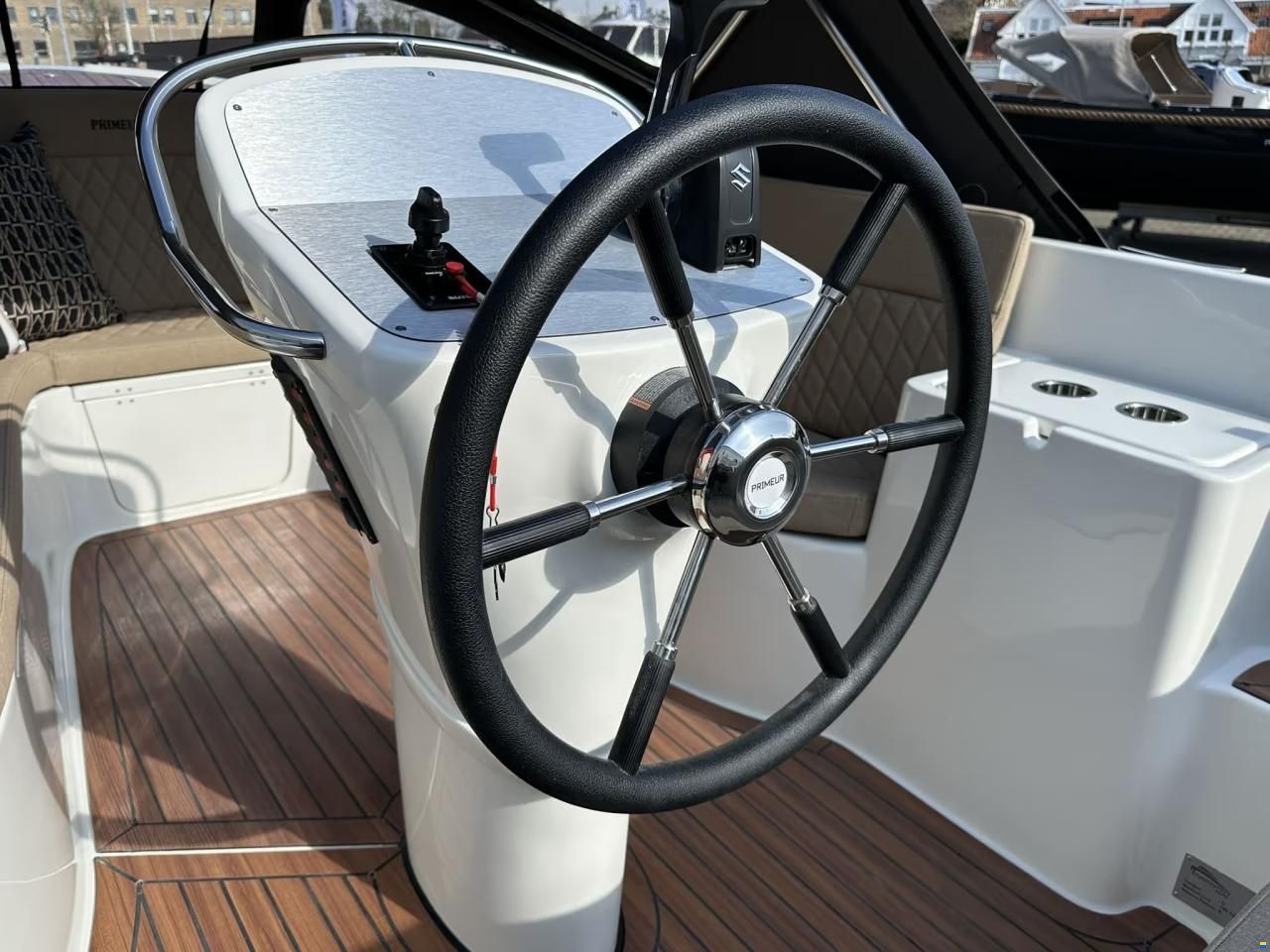 Primeur 615 Tender