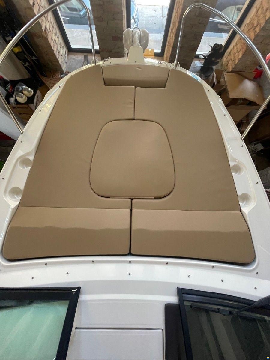 Sea Ray 230 Sunsport
