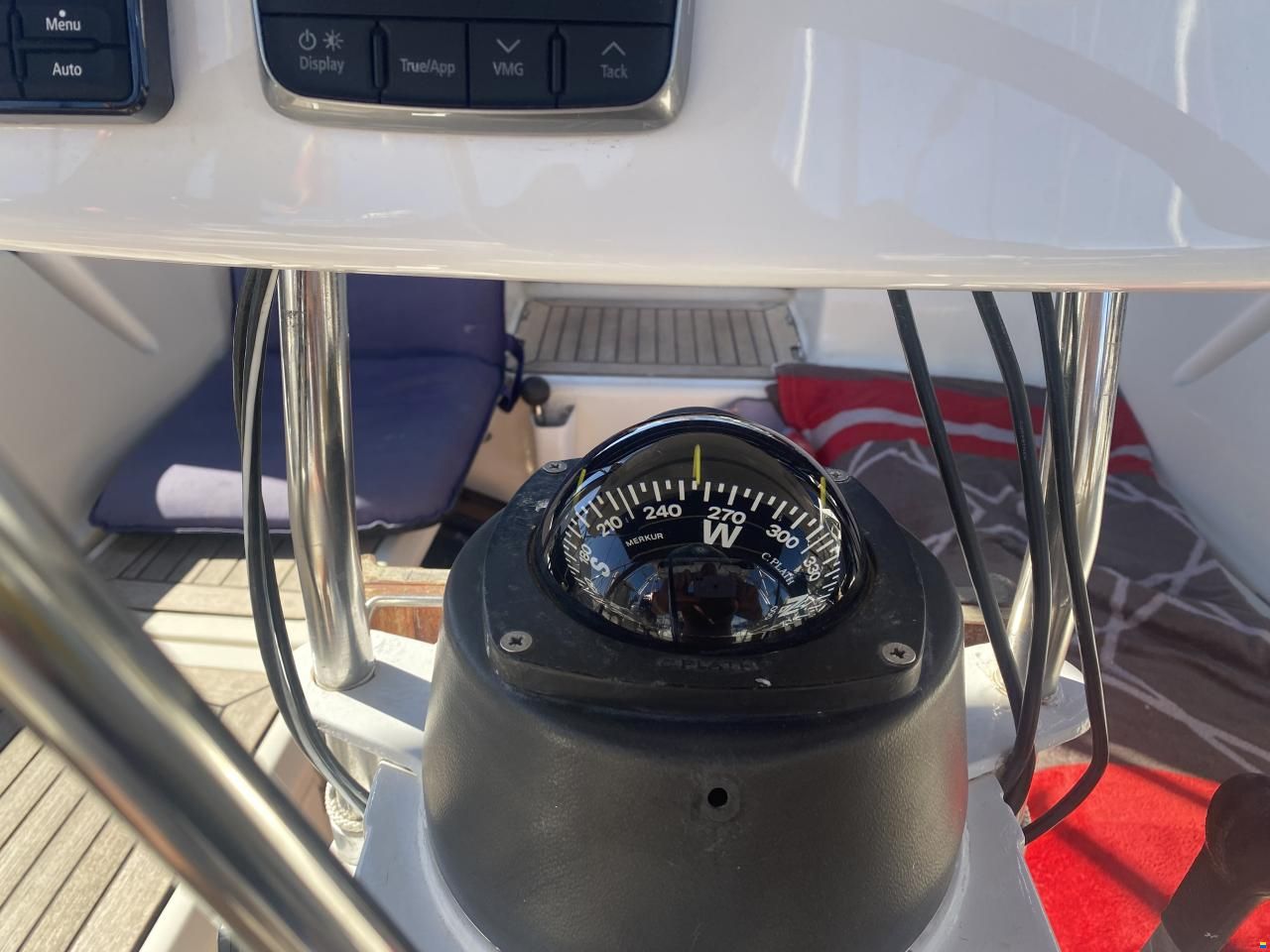 Bavaria 350 Lagoon