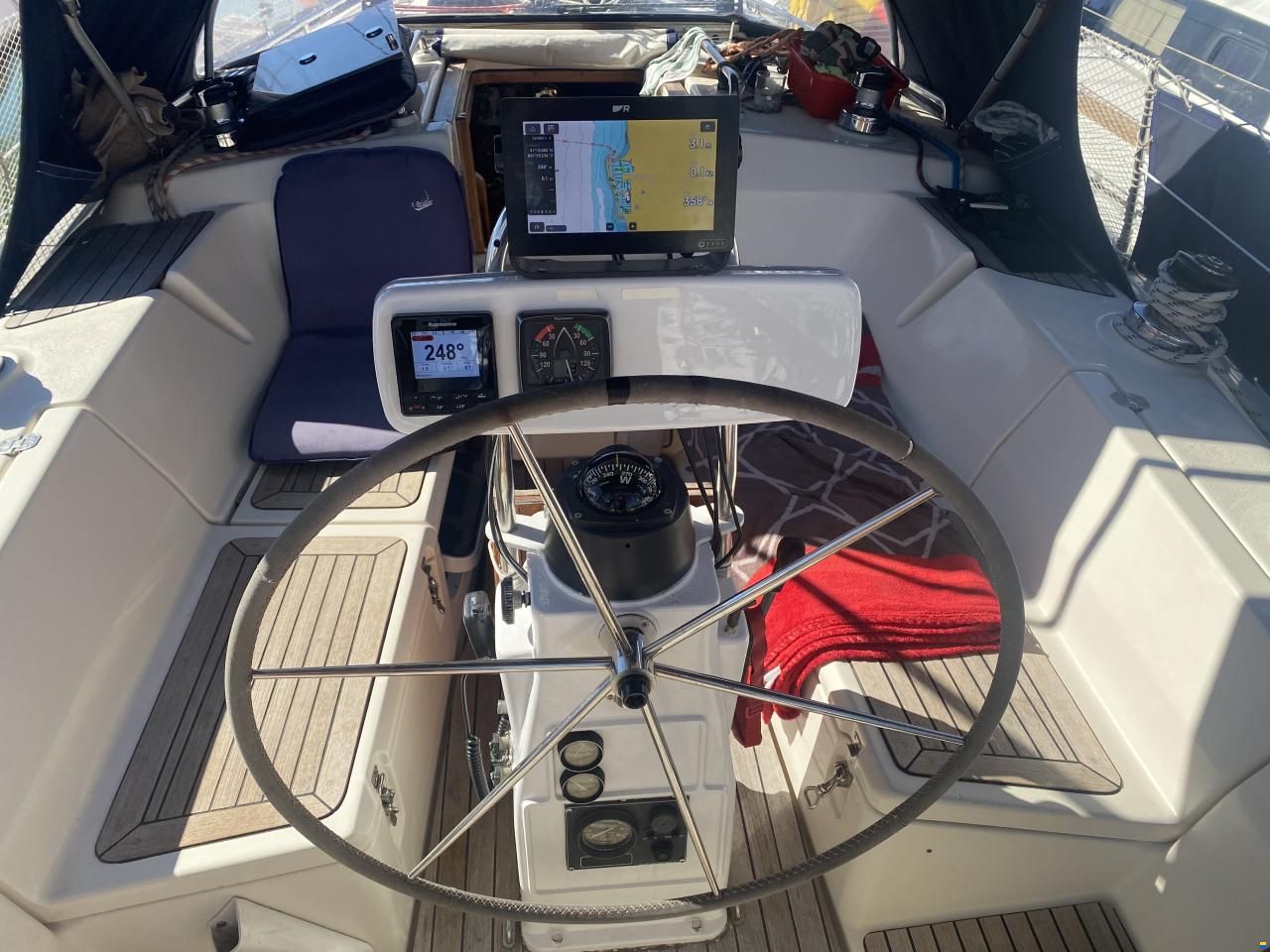 Bavaria 350 Lagoon