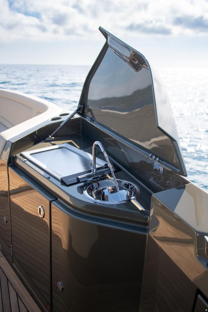 Frauscher 1212 Ghost Air