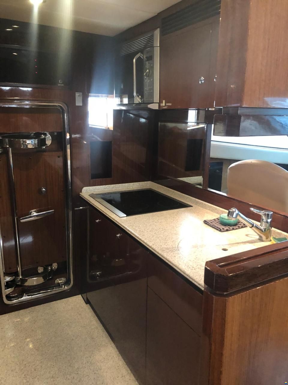 Elegance 64