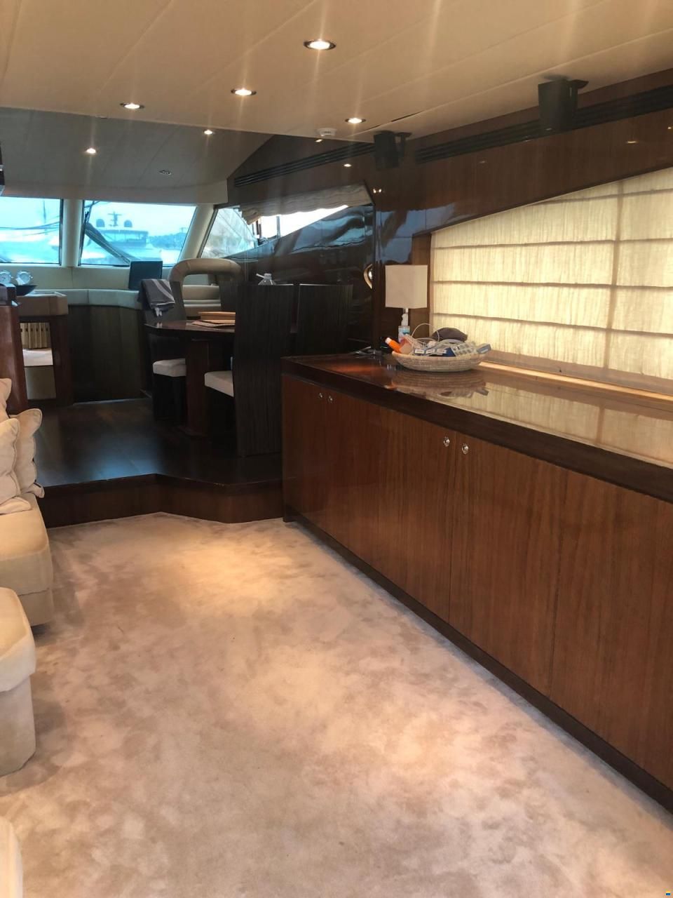 Elegance 64
