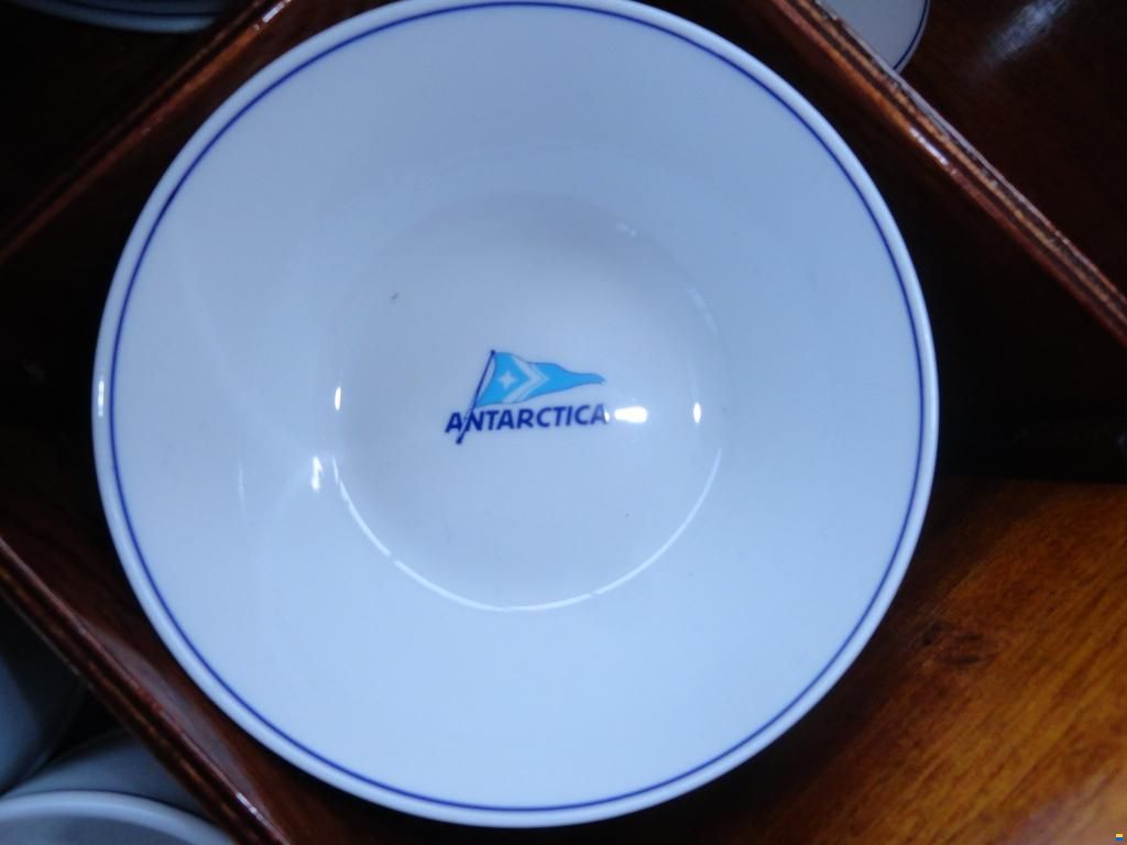 Swiss Craft Sedan Express Cruiser 9.6m