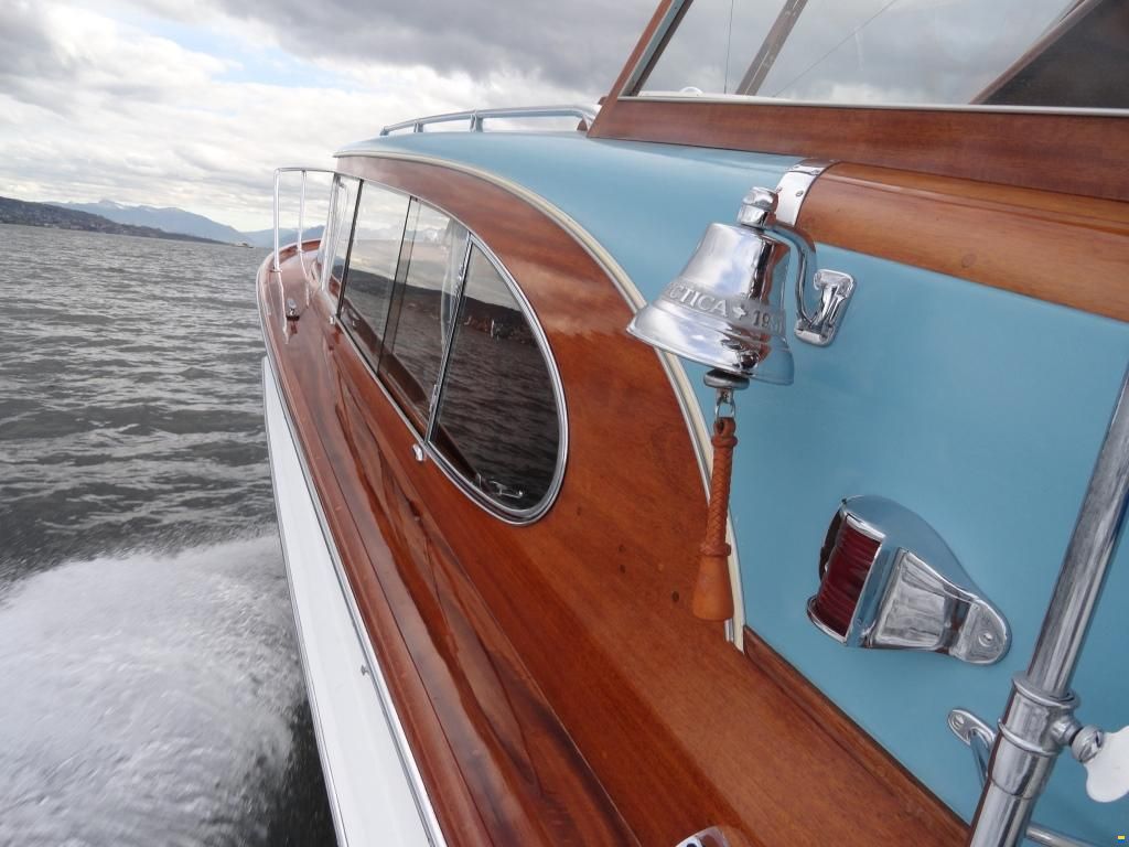 Swiss Craft Sedan Express Cruiser 9.6m