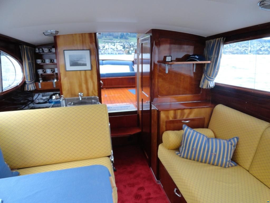 Swiss Craft Sedan Express Cruiser 9.6m