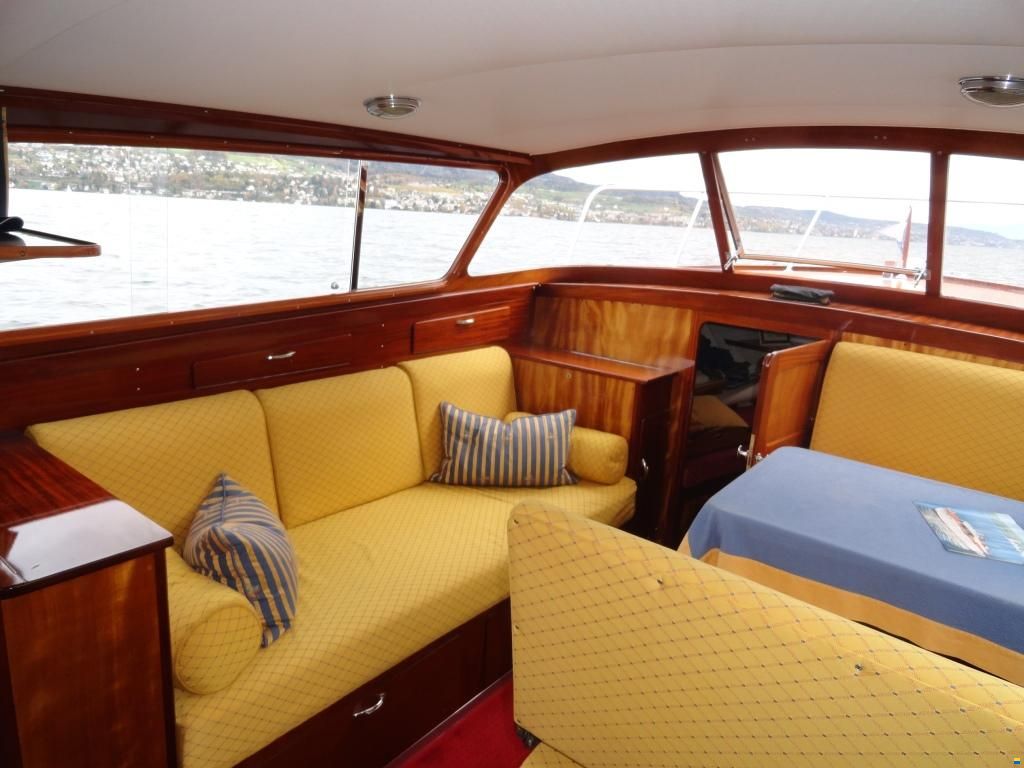 Swiss Craft Sedan Express Cruiser 9.6m