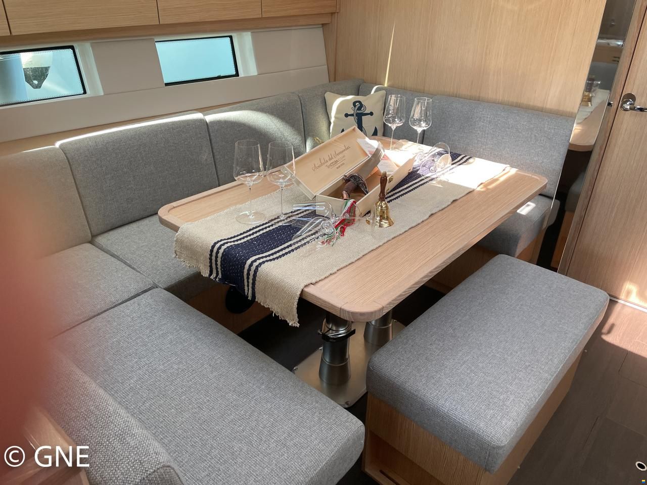 Bavaria C45 Style