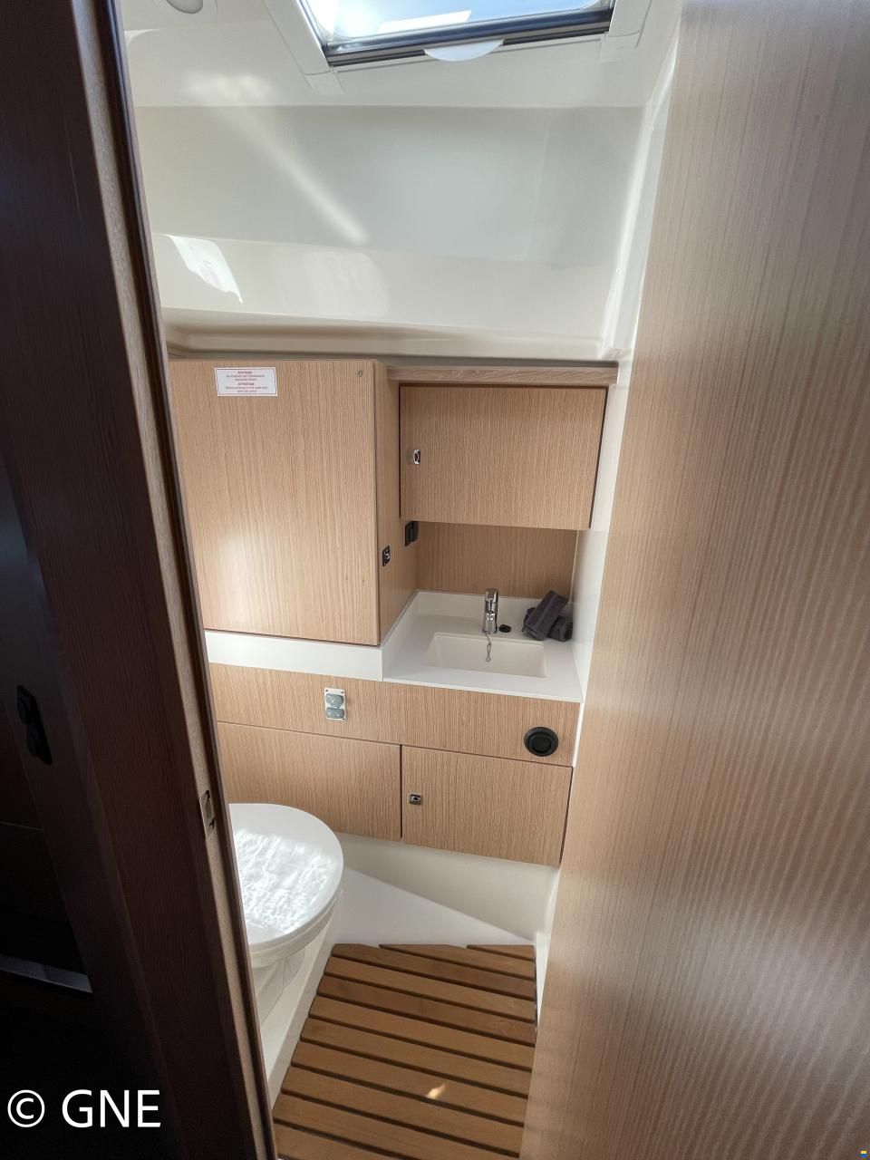 Bavaria C45 Style