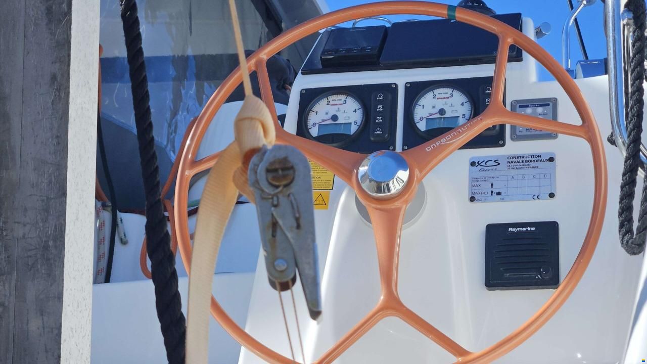 Beneteau Excess 11