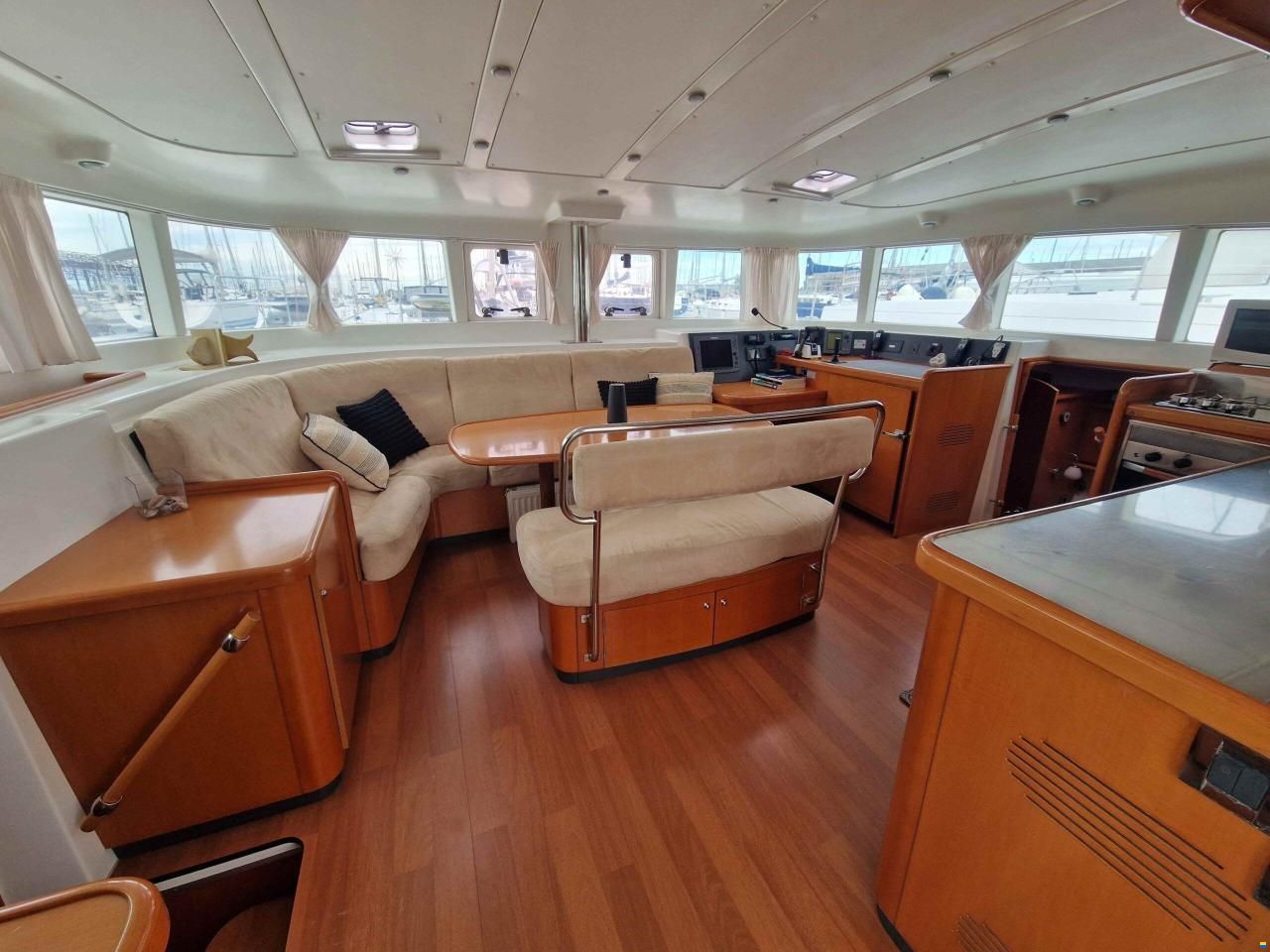 Lagoon 440