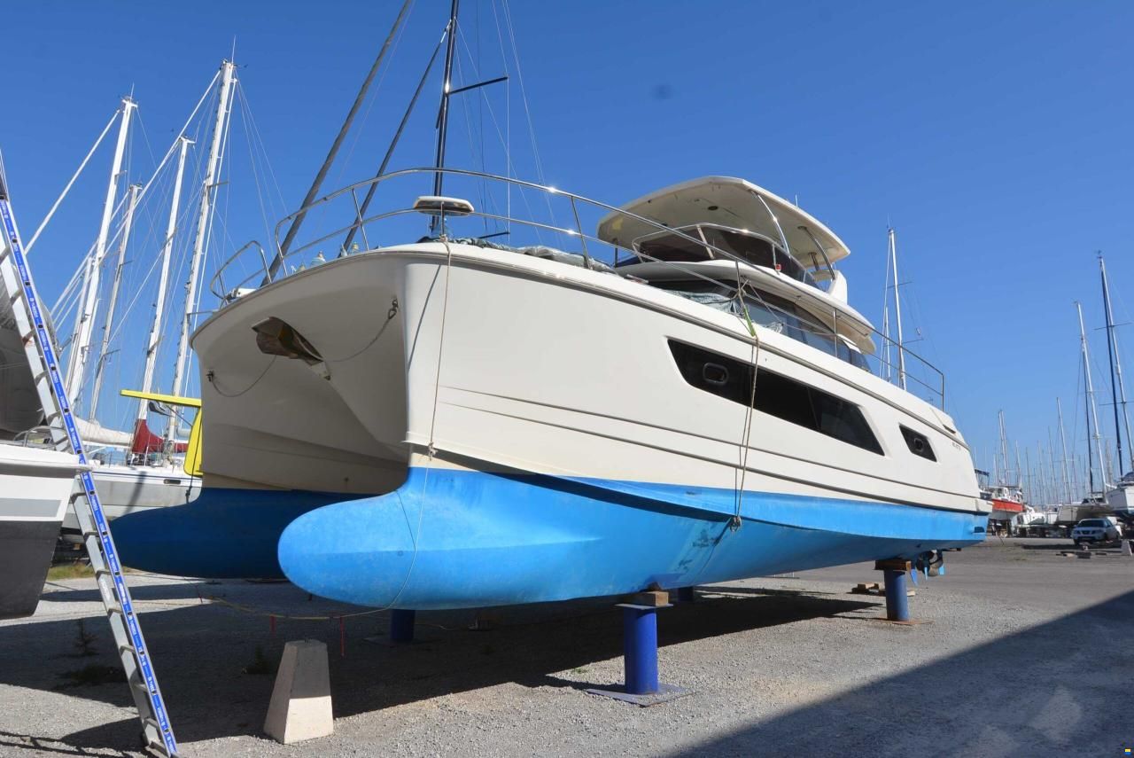 AQUILA 44