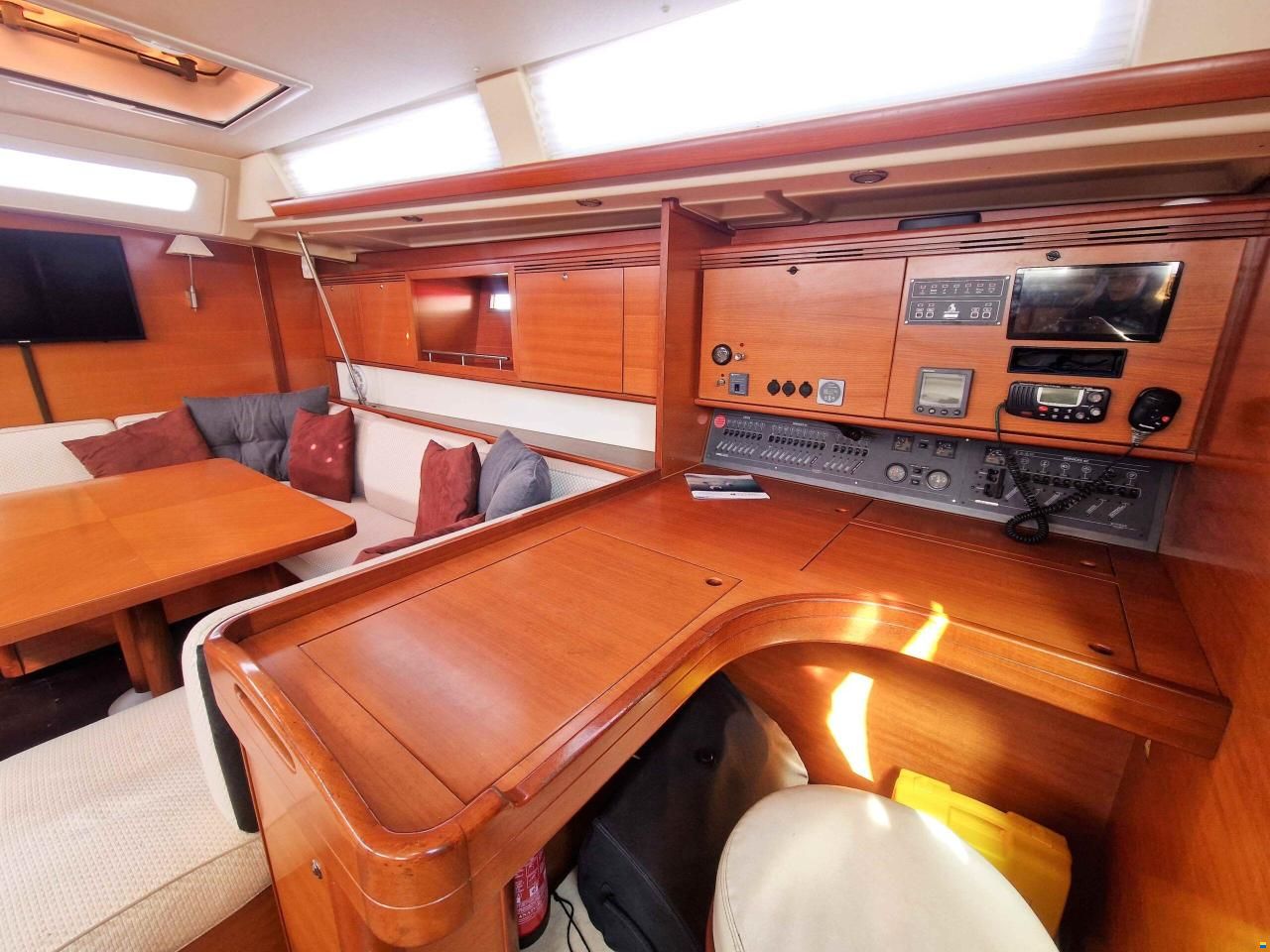 Dufour 525 GL