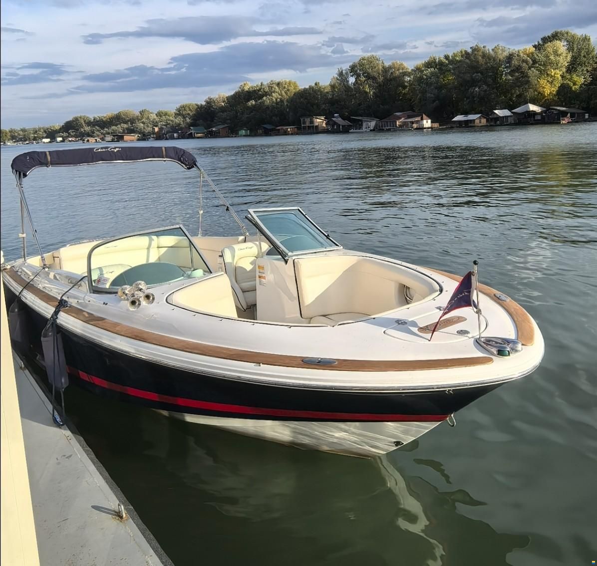 Chris Craft 25 Launch